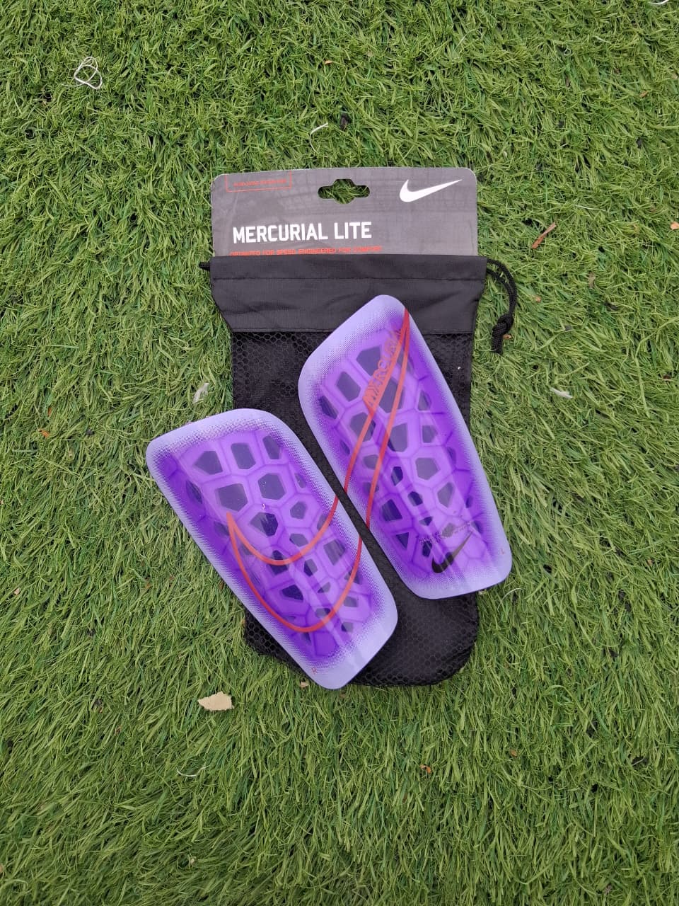 Espinilleras Nike Mercurial